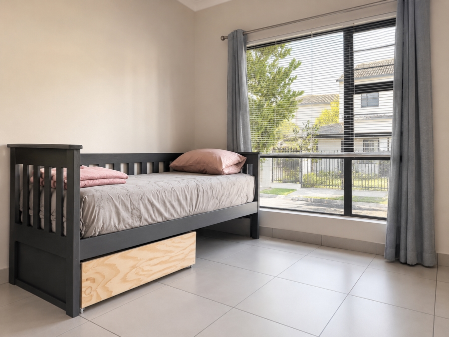 2 Bedroom Property for Sale in Burgundy Estate Western Cape